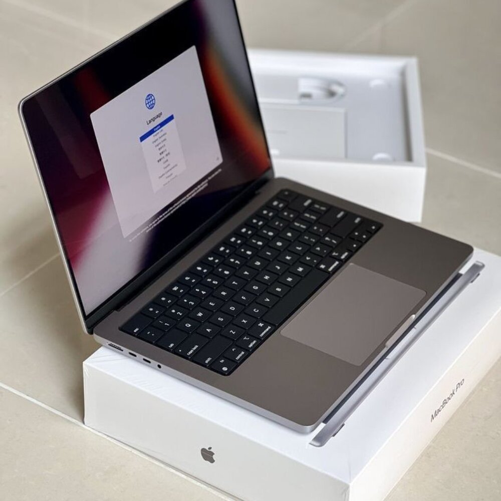 Laptops - Picture 2 of 2